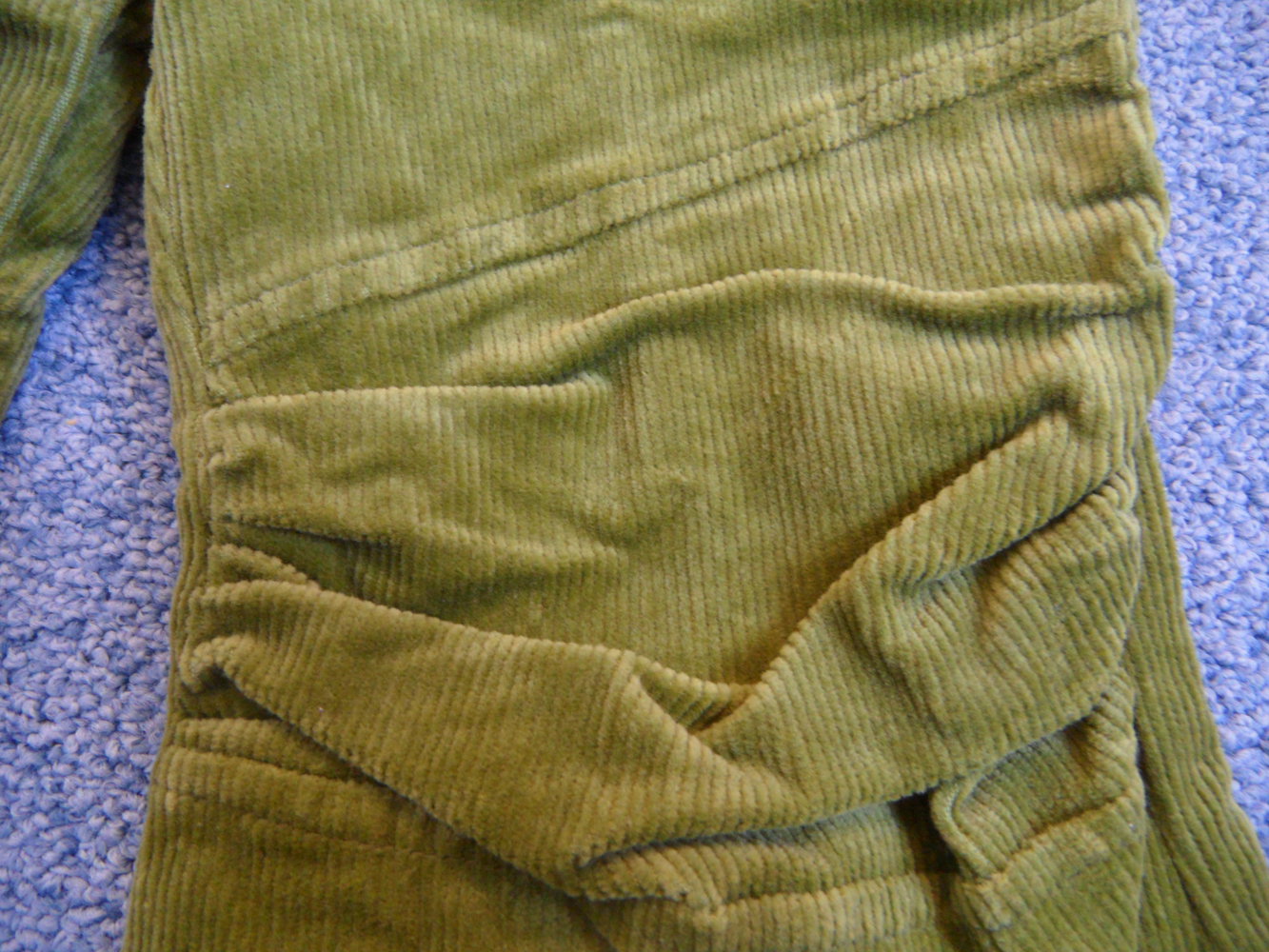 DIY Cord-Hose Unikat grün handmade