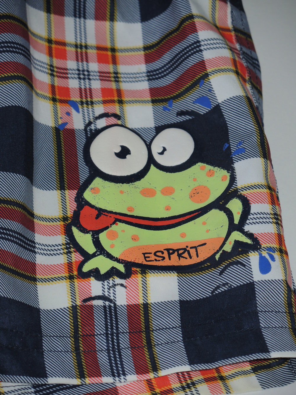 coole Badehose/Badeshorts blau rot weiß gelb kariert mit coolem Frosch Aufdruck Gr.104 von Esprit