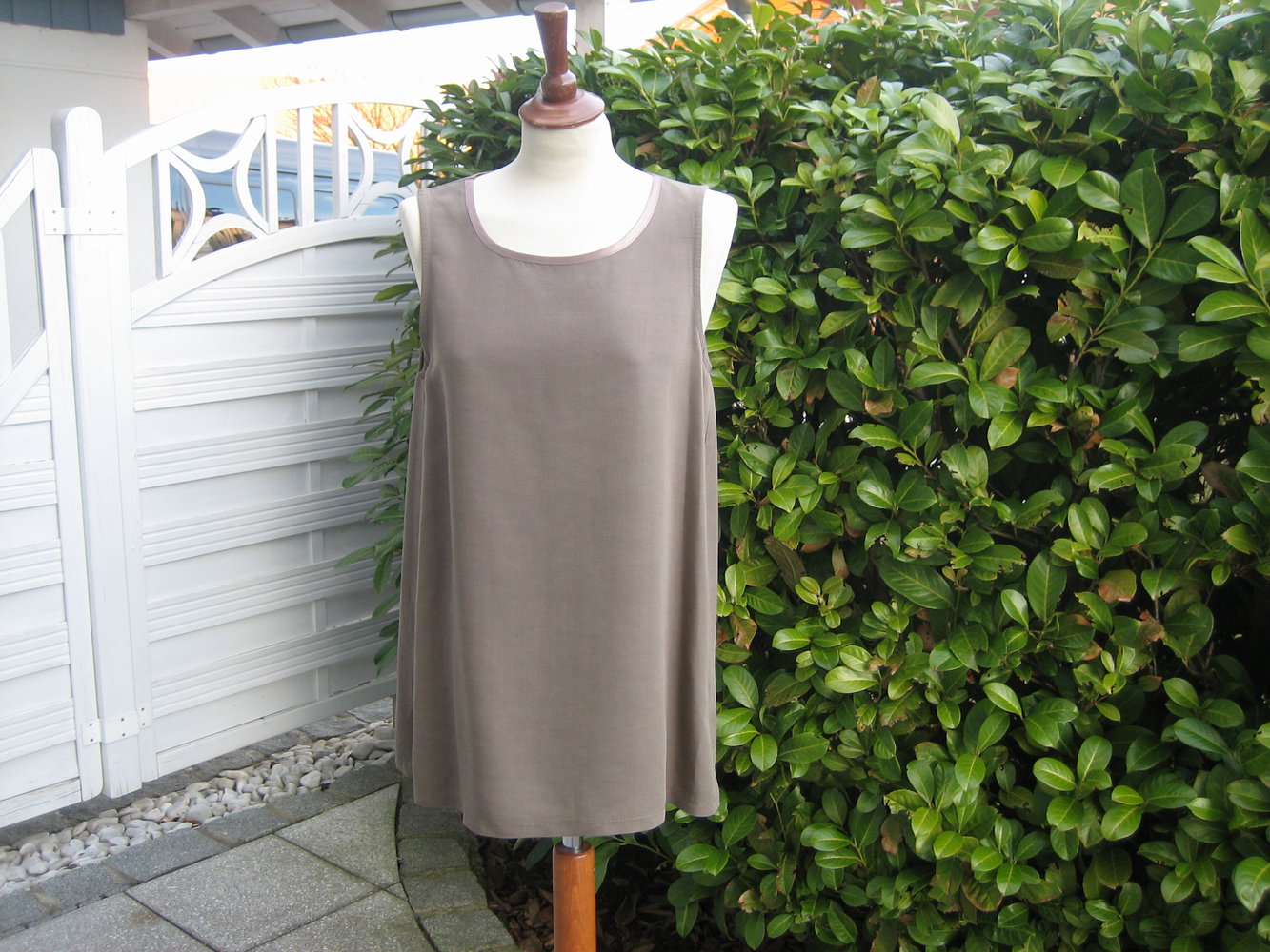 Edle Tunika Gr. 40, NEU!! hochwertiger Leinen-Mix - toll kombinierbar!