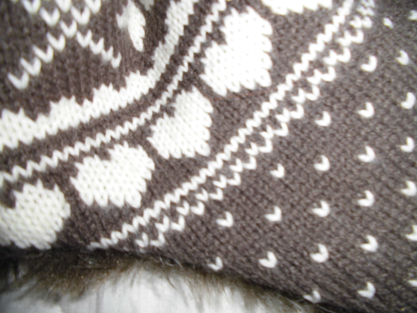 Kuschelige Wintermütze mit Bommeln !