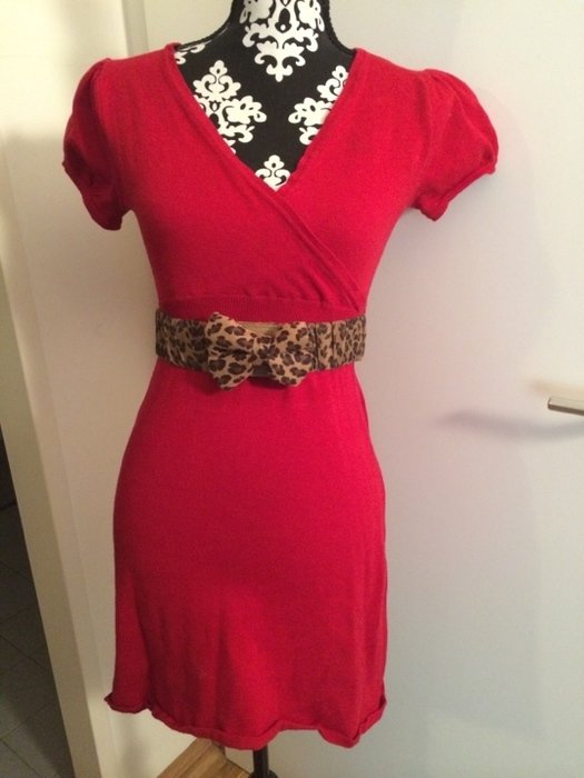 Rotes Baumwollkleid sexy Puffärmel feuerrot