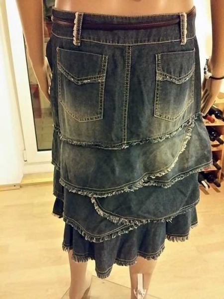 Wunderschöne Jeans Rock mit Volant / Promod