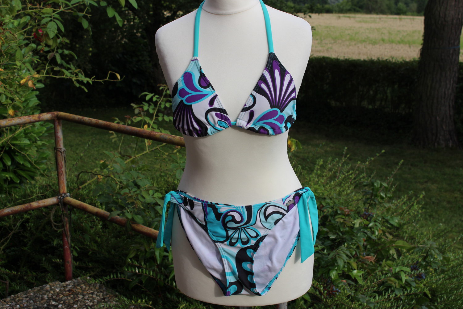 bunter Muster-Bikini von Firefly