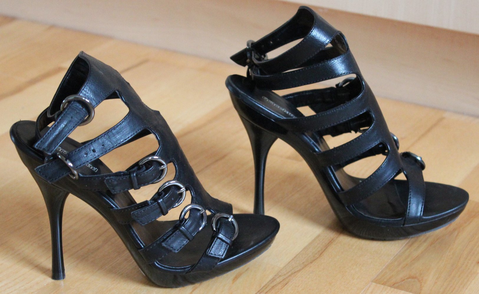 schwarze Riemchensandalen mit Stilettoabsatz, Graceland, Größe 36