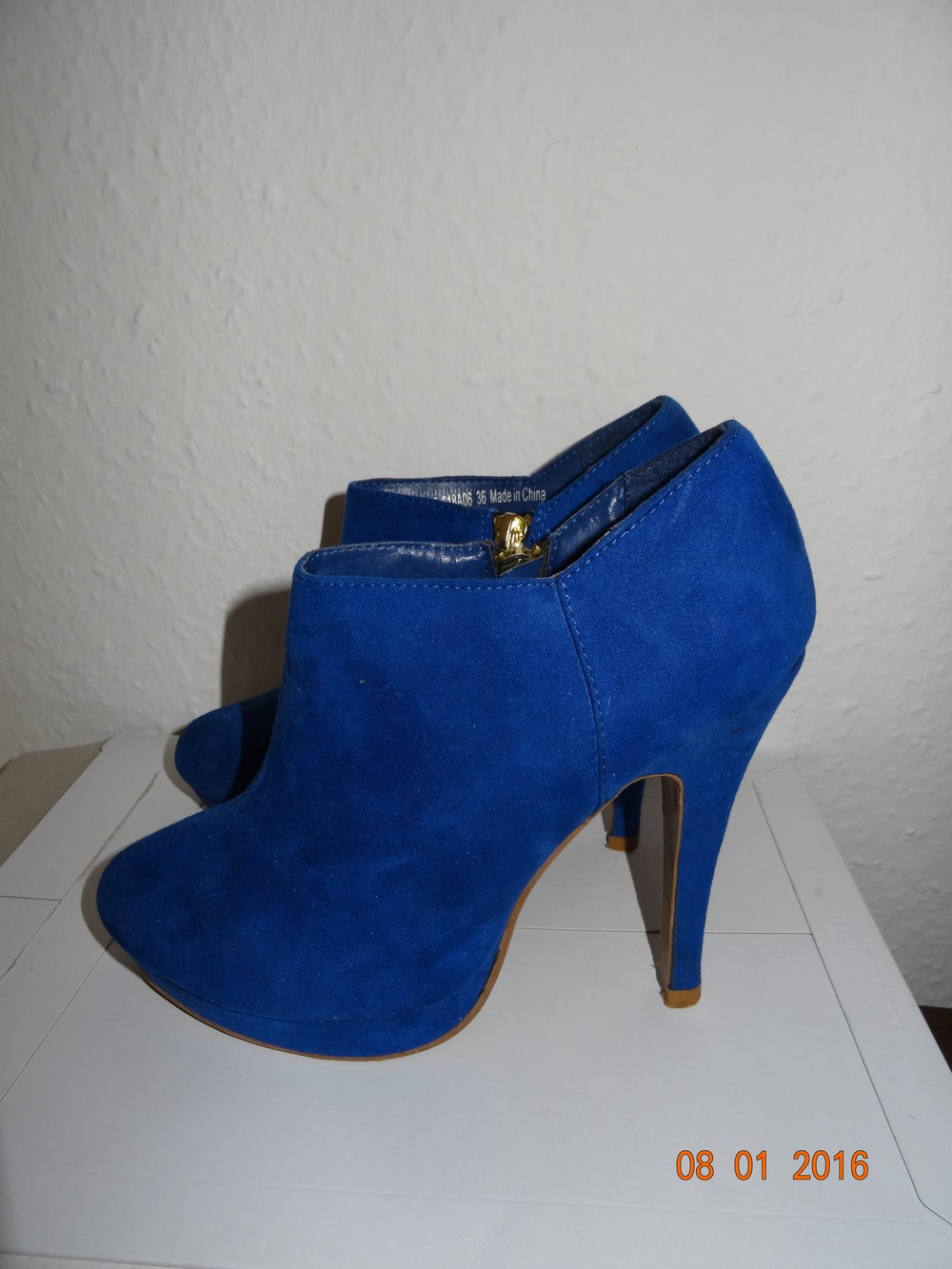 Royal blaue Stiefeletten