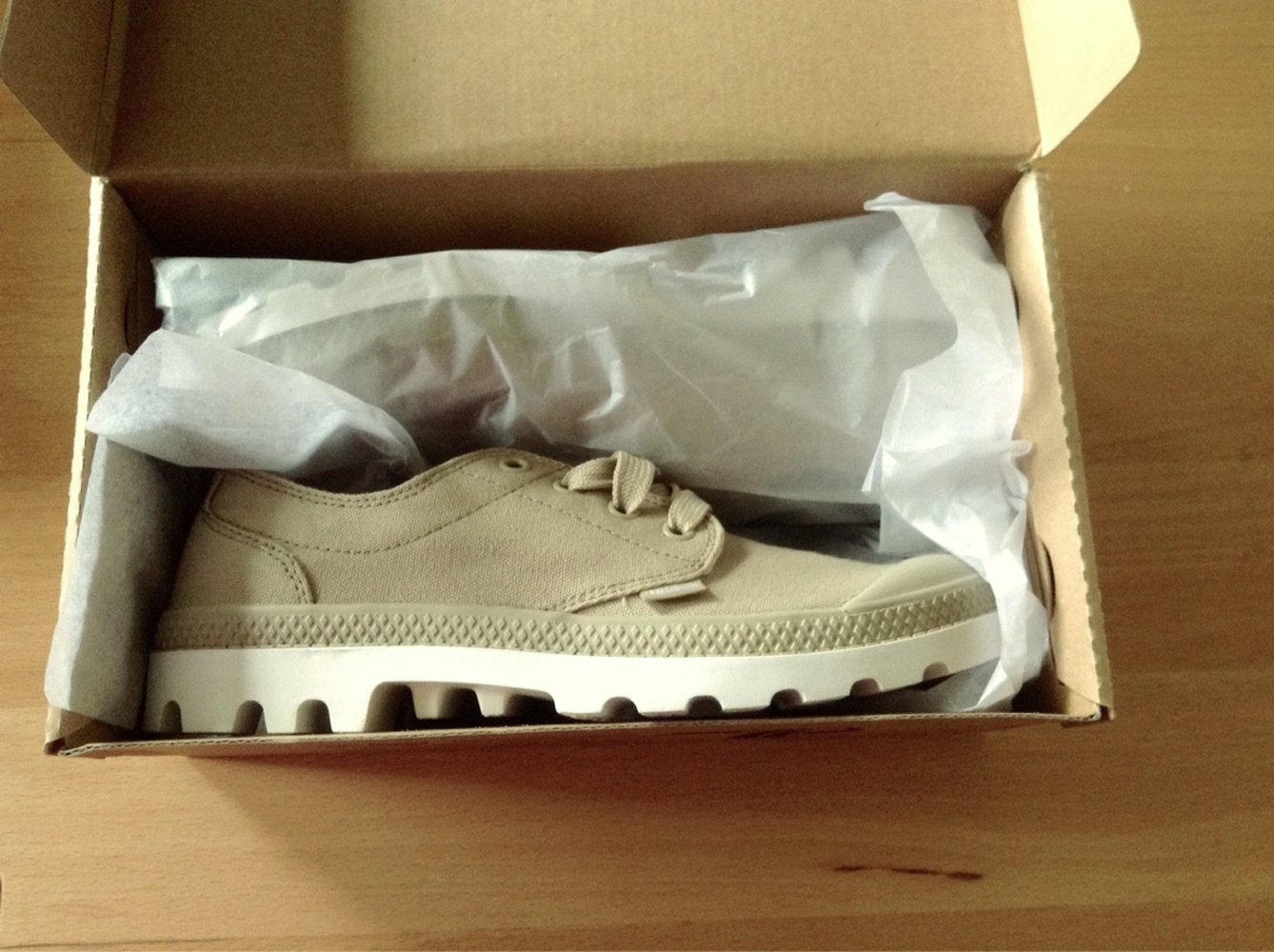 ungetragene #palladium oxford #pampa halbschuhe, safari /beige, Gr. 39