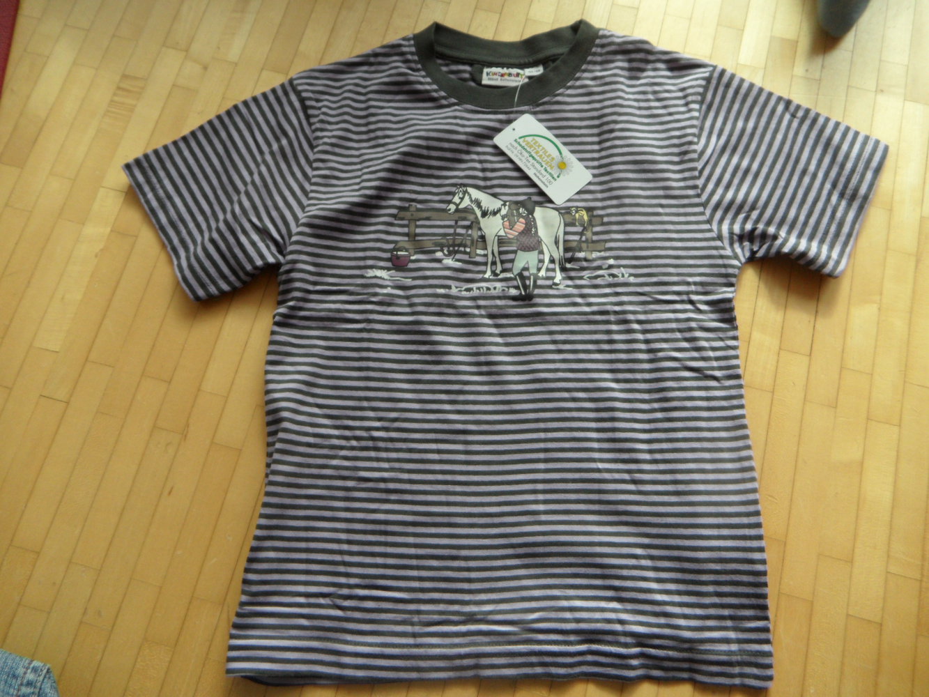 neu mit Etikett: Pferde-T-Shirt Kinderbutt 128 