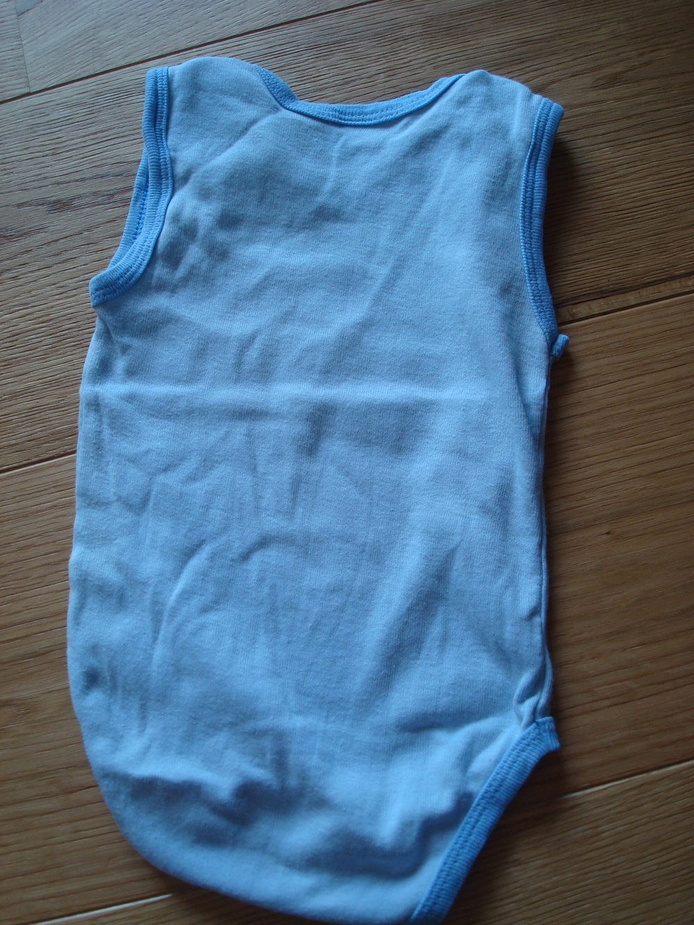  2 süßer Kurzarmbodys für Jungen Gr. 62/68
