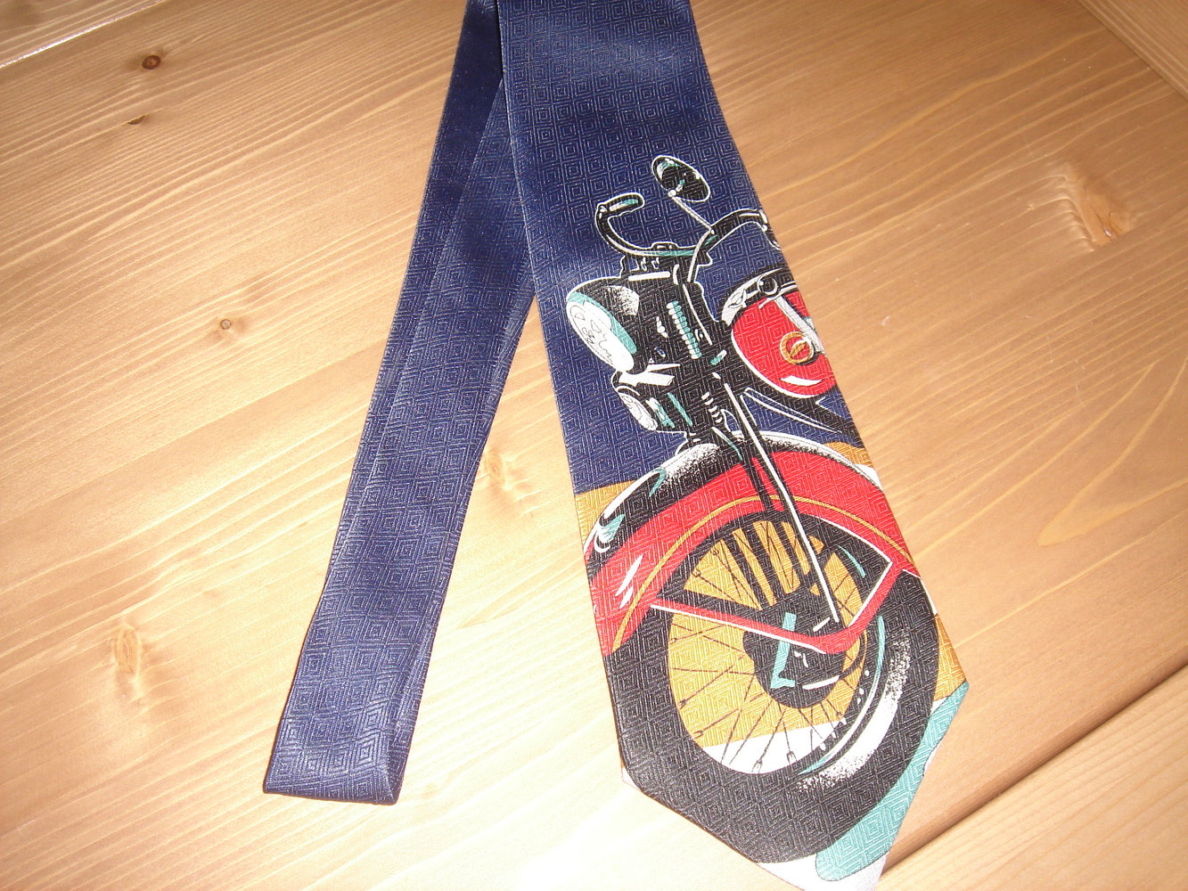 wunderschöne krawatte-wie neu mit mottorad