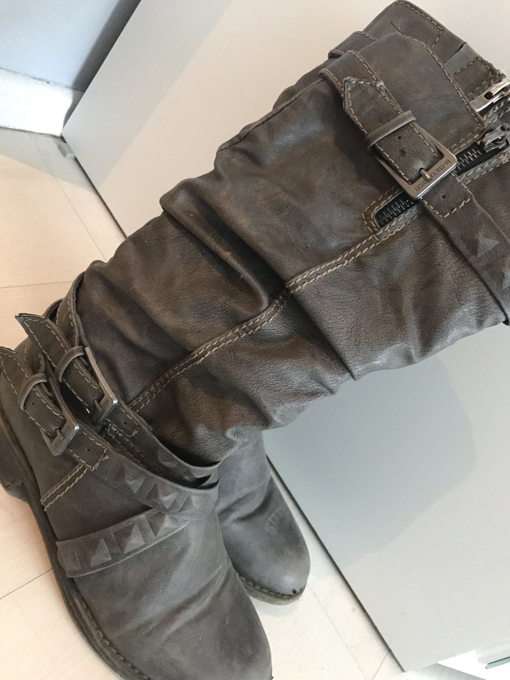 verkaufe Stiefel mit Fell von Marco Tozzi