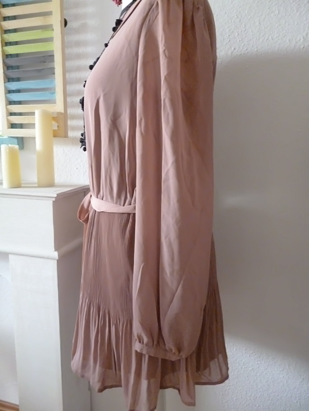 Plissee Kunstlederkragen Chiffonkleid 42