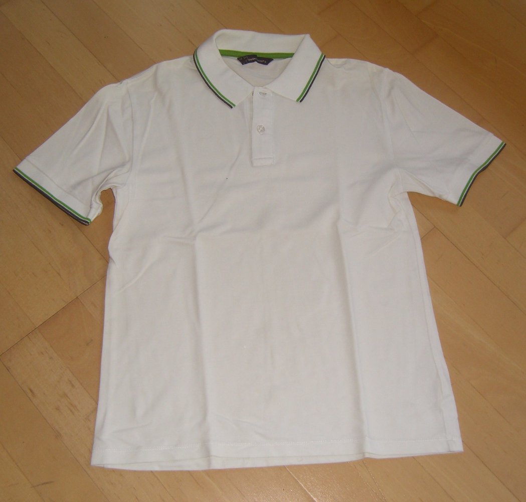 Weißes Poloshirt