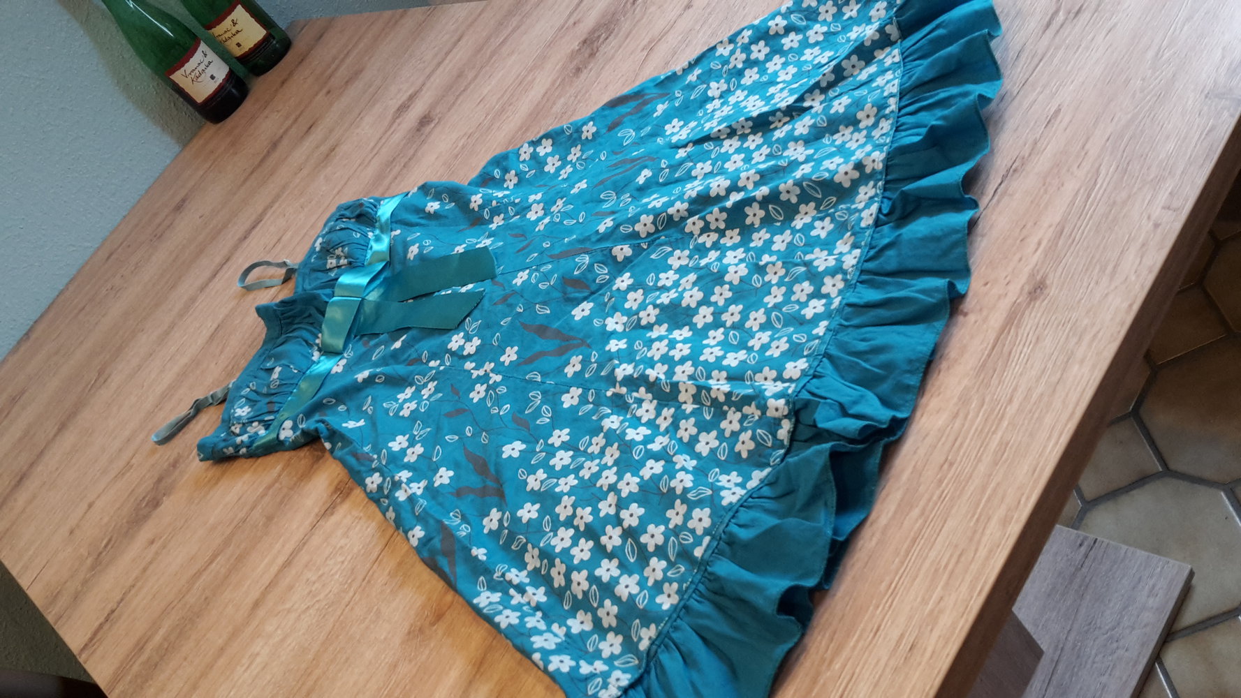 Wunderschönes Sommerkleid blau Petrol XS Blumendruck 