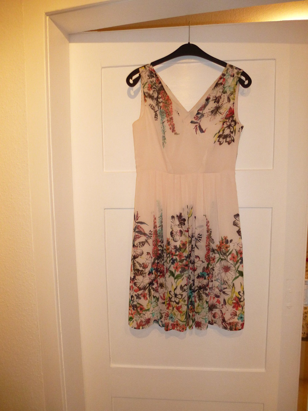 esprit kleid mit blumenprint
