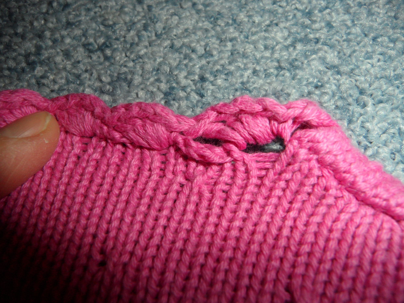 bfc babyface süße Strickjacke mit Mangel