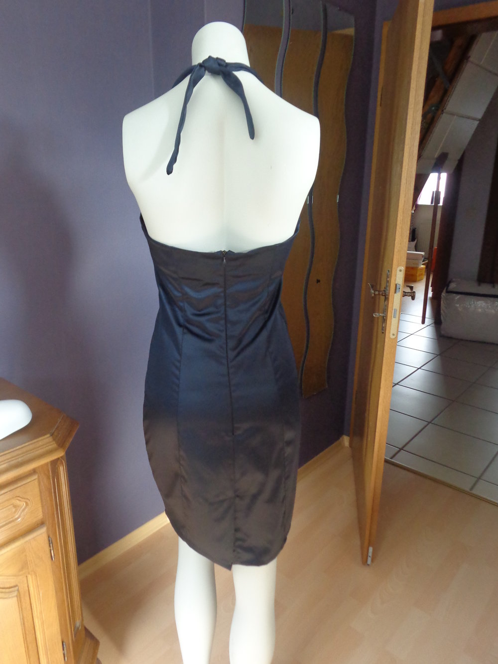 blaues schlichtes Minikleid 