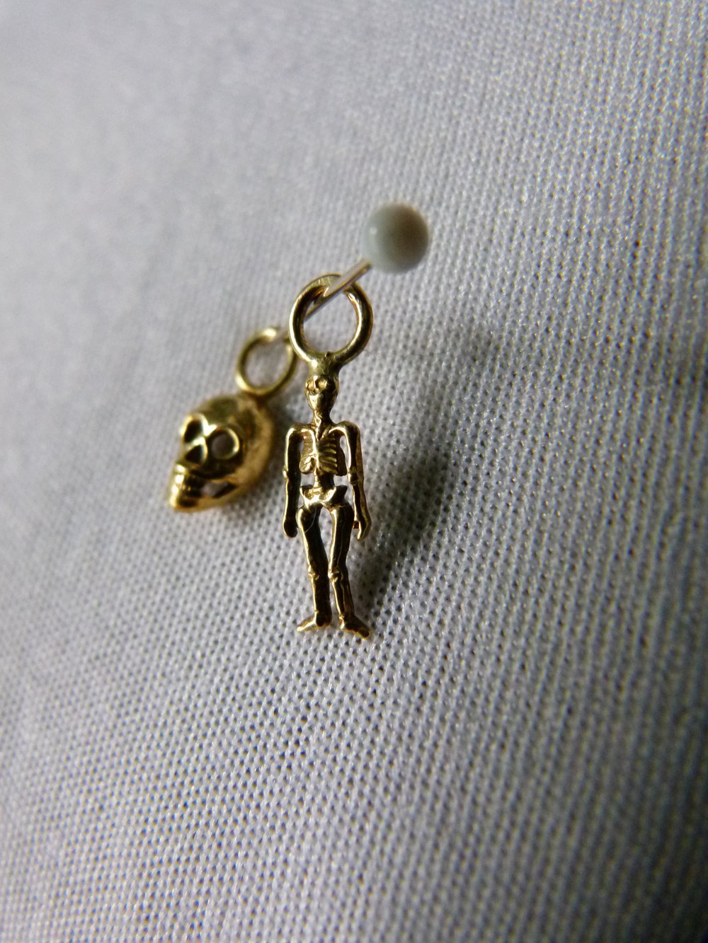 Miniatur Anhänger Totenkopf & Skelett, 2er Set, vergoldetes 925er Echtsilber, Gothic Boho Mori Goa Festival