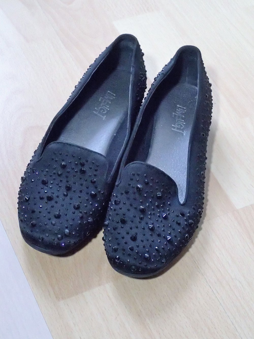 Loafer / Ballerinas mit Nieten 37