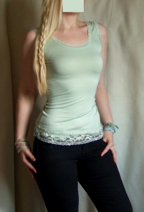 seidiges Spitzentop in Mintgrün Spitze Häkeltop glänzend grün mint