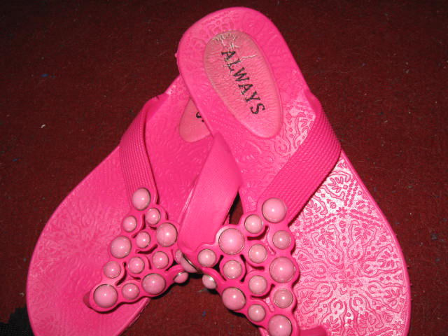 *** Neue ~ Urlaubsfeeling ~ Zehentreter ~ Latschen ***