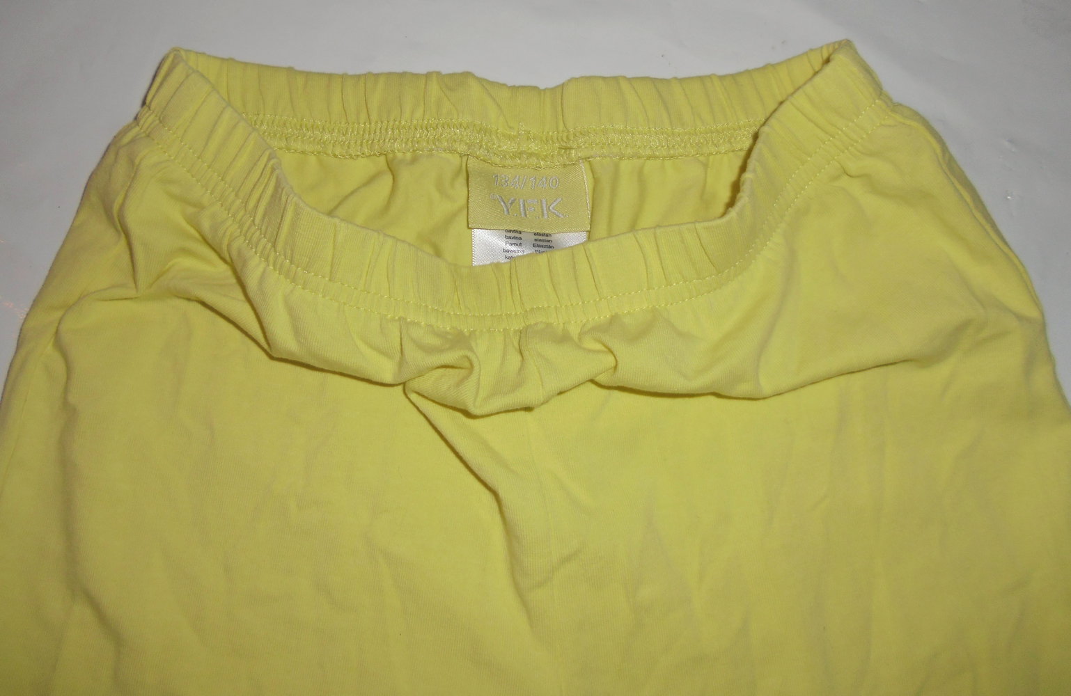 YFK- kurze Legging  Gr.134/140