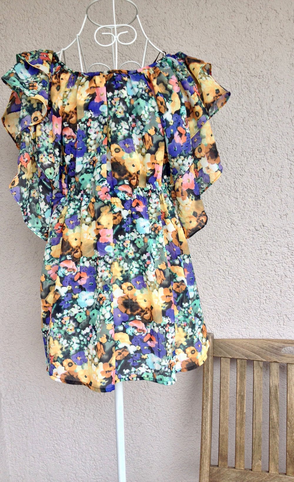 Luftiges Oberteil mit Blümchenmuster von H&M