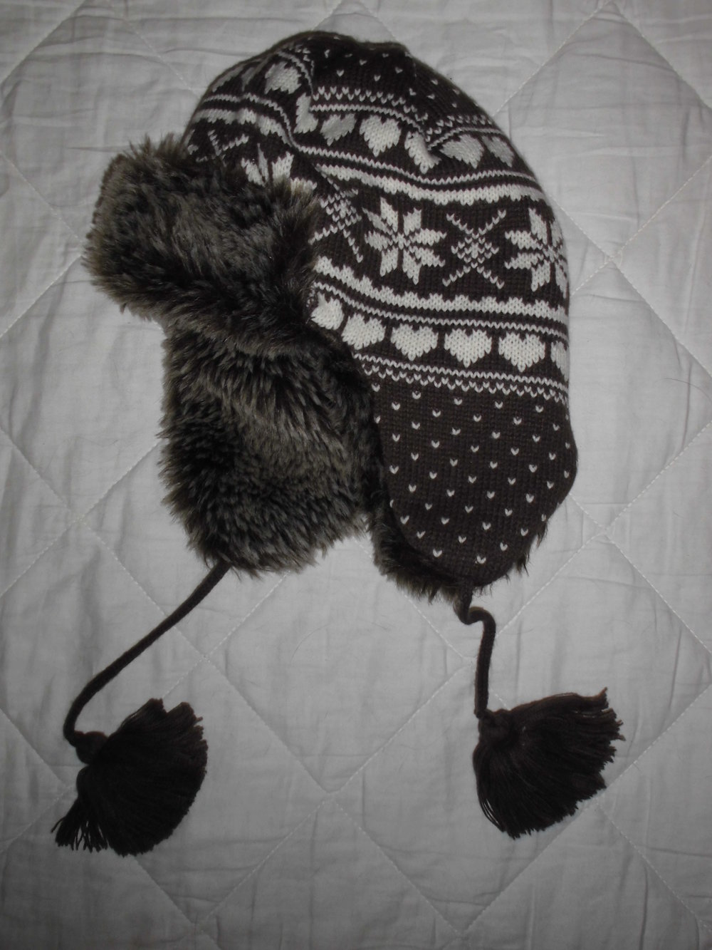 Kuschelige Wintermütze mit Bommeln !