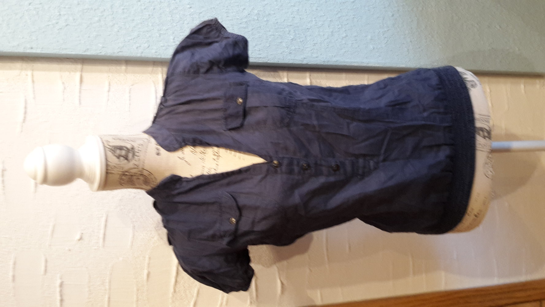 süße dunkelblaue Bluse kurzärmlig