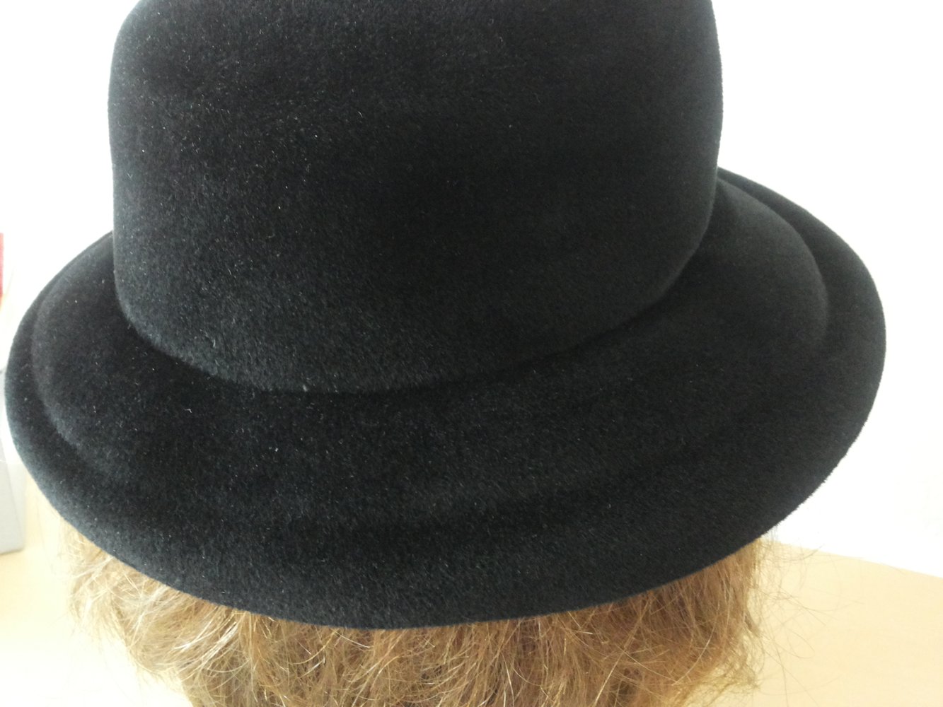 Hut aus schwarzem Samt *Klassiker* *vintage*