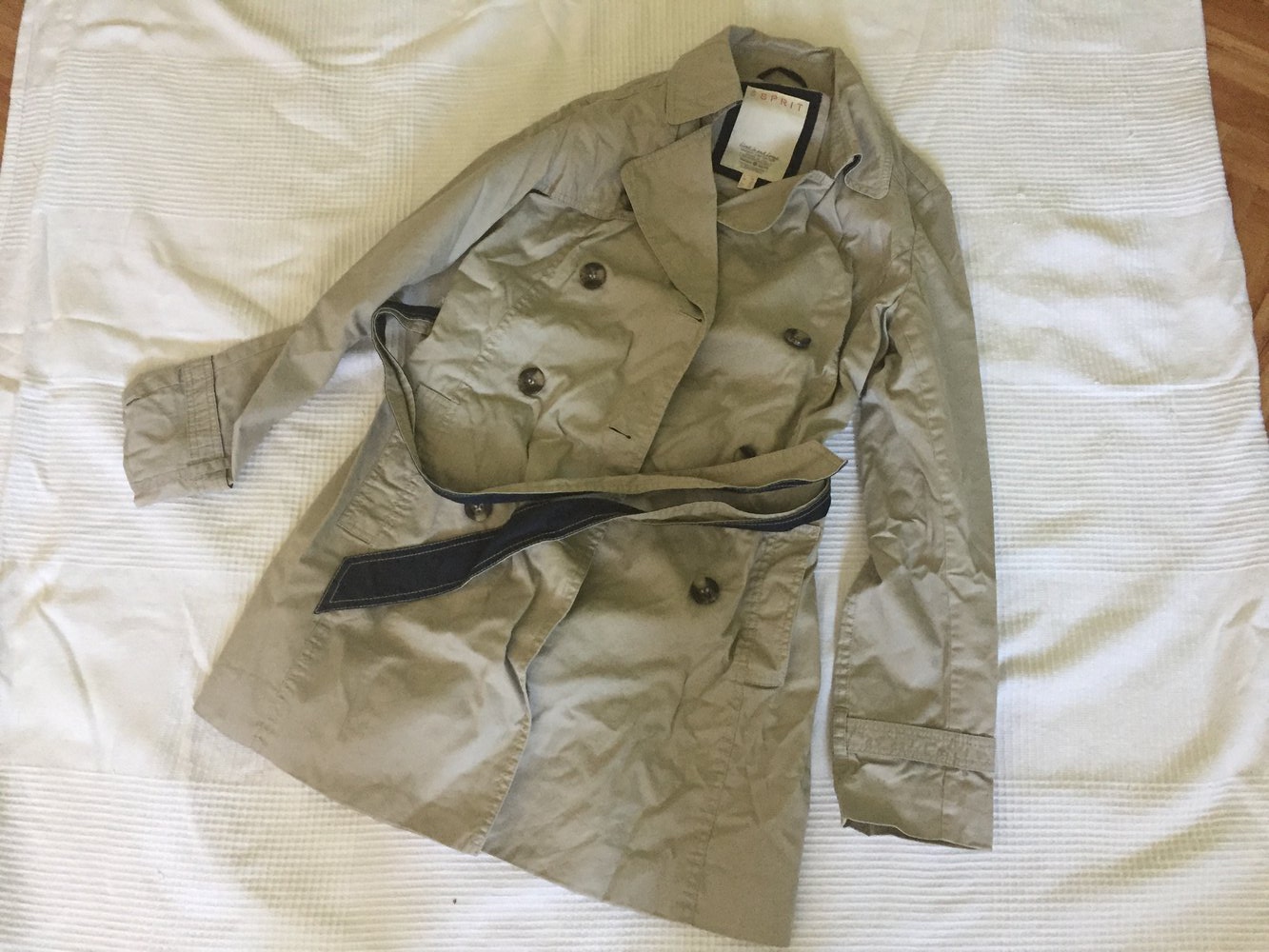 Trenchcoat von ESPRIT in beige mit blau