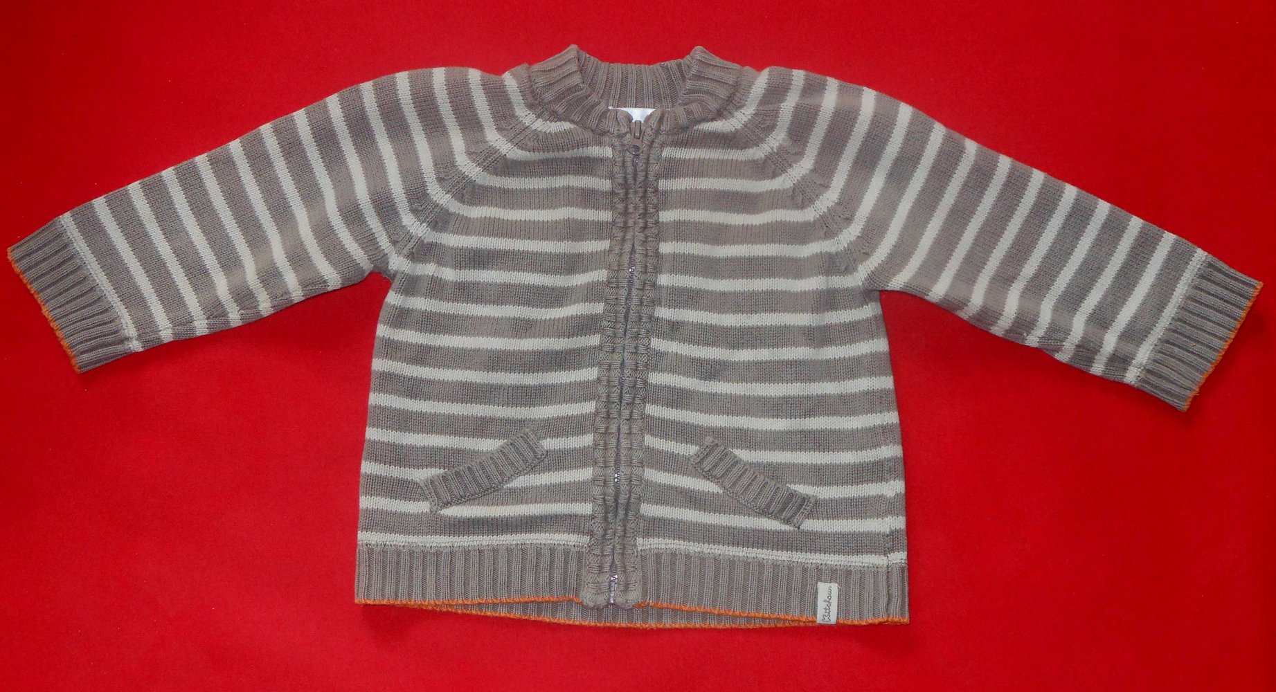 gestreifte Strickjacke für Frühling und Sommer