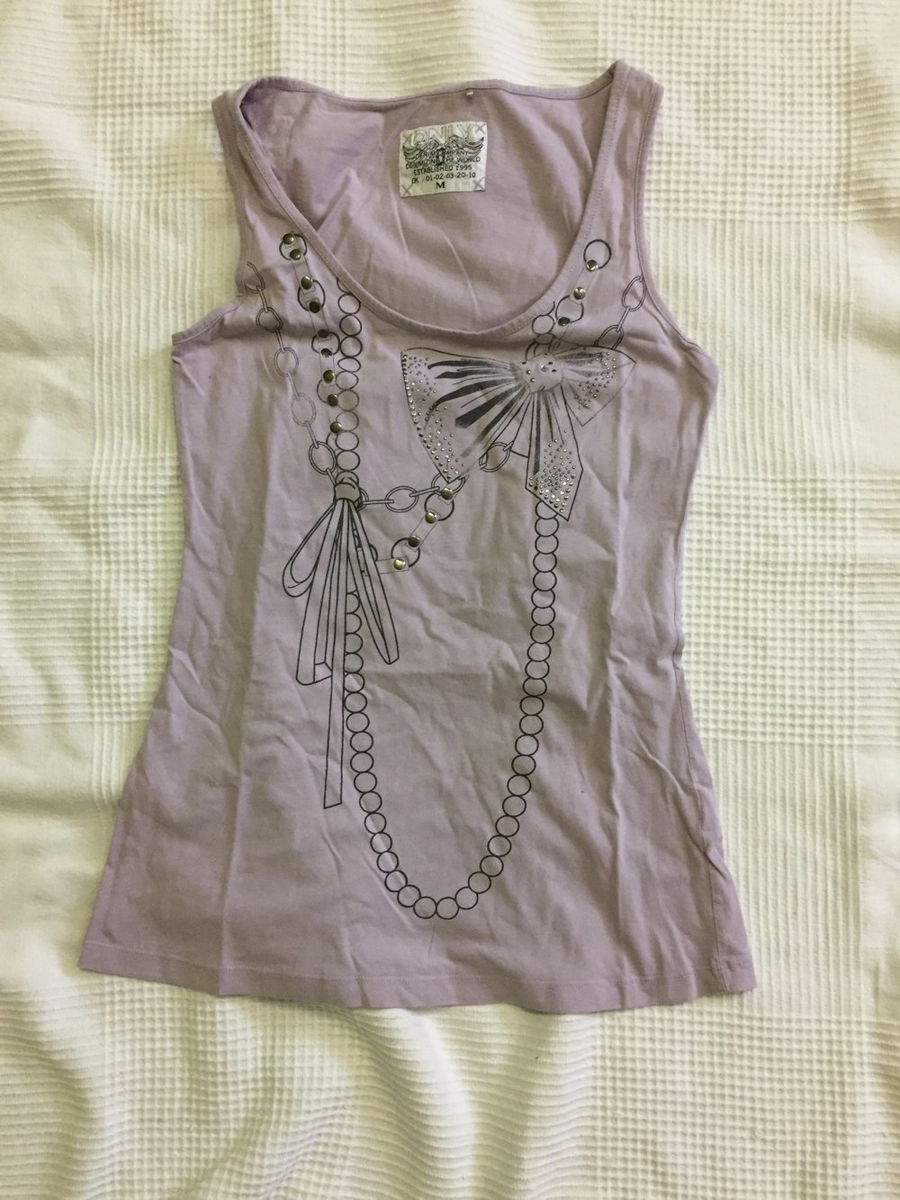 Top mit Verzierungen