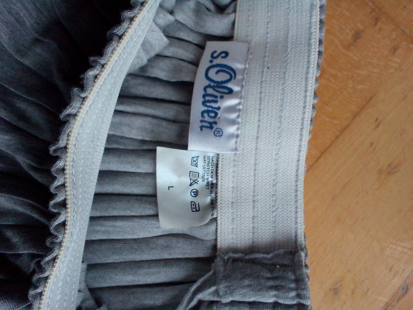 Faltenrock Mexx Gr. L 40 44 grau