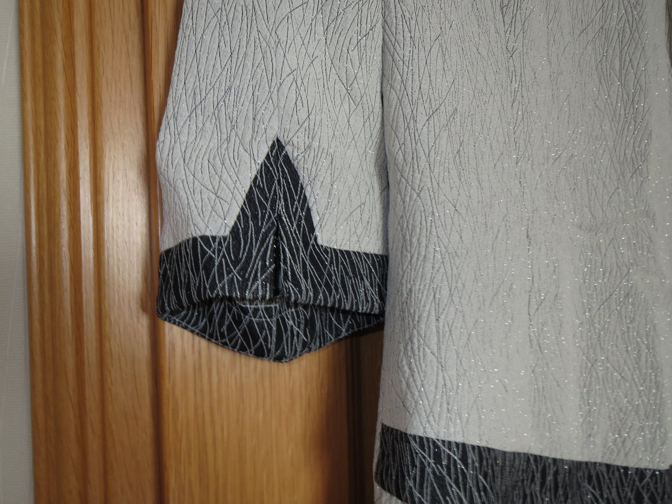 Kleid, lang, Gr.42, silber-grau