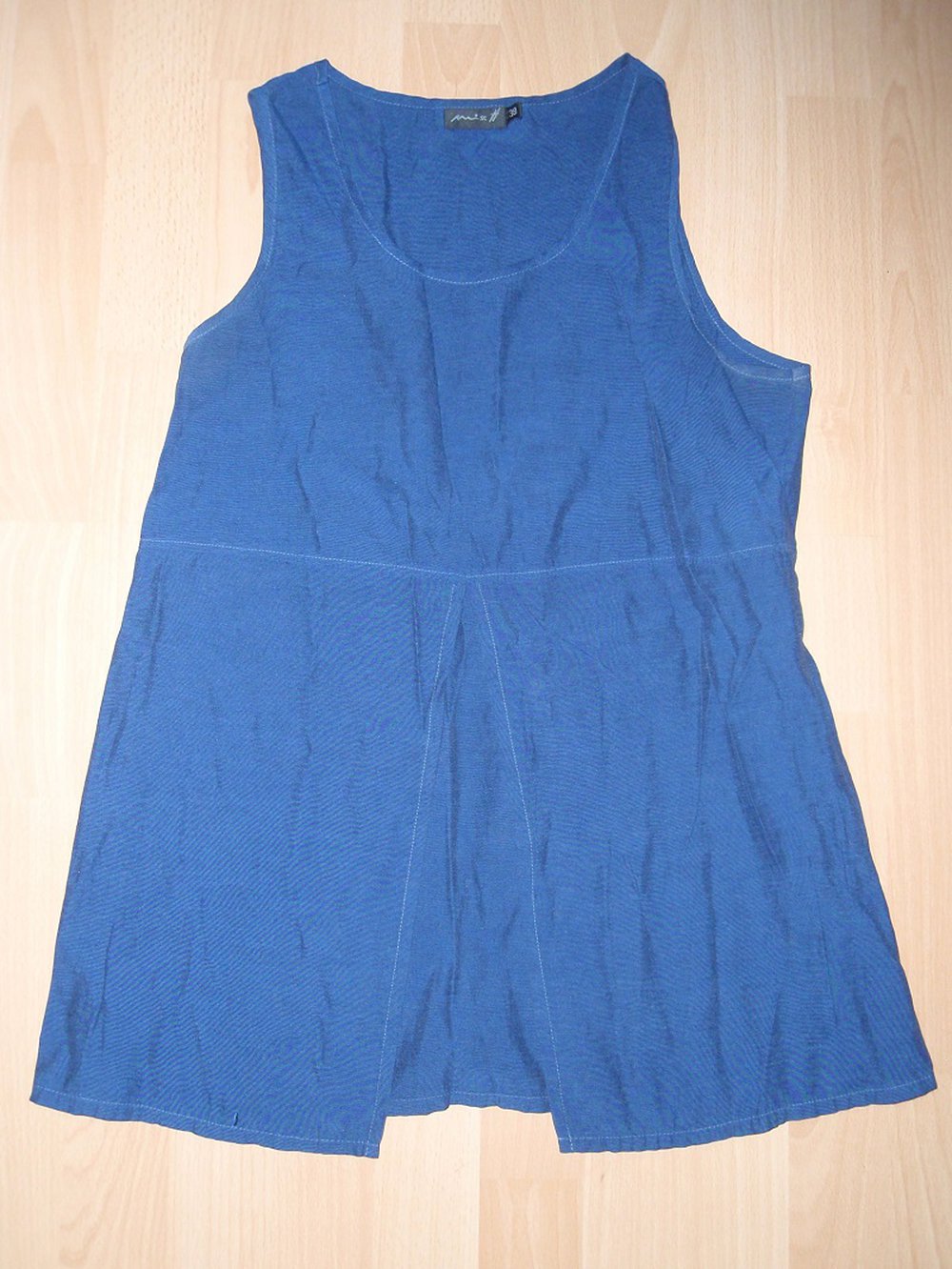Leichte ärmellose Bluse dunkelblau Miss H Gr. 38 - vorn geschlitzt