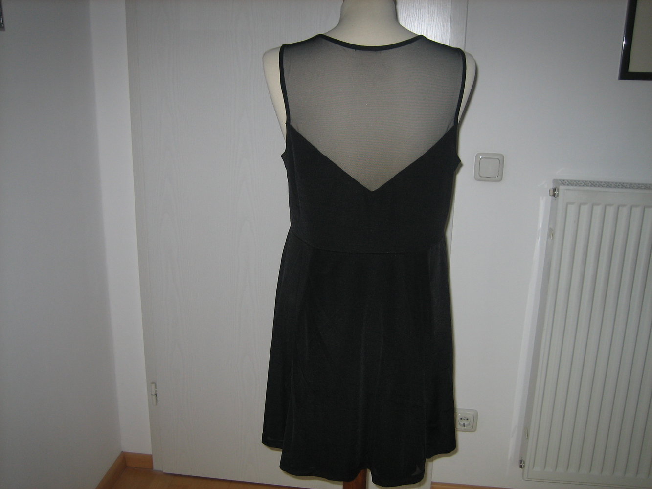 Süßes Kleid Gr. 42, absolut NEU! edles Modell - für unzählige Mode-Ideen!