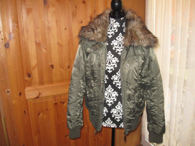 *** Bundjacke ~ Kapuze ~ Bomber Style ~ Winter ***