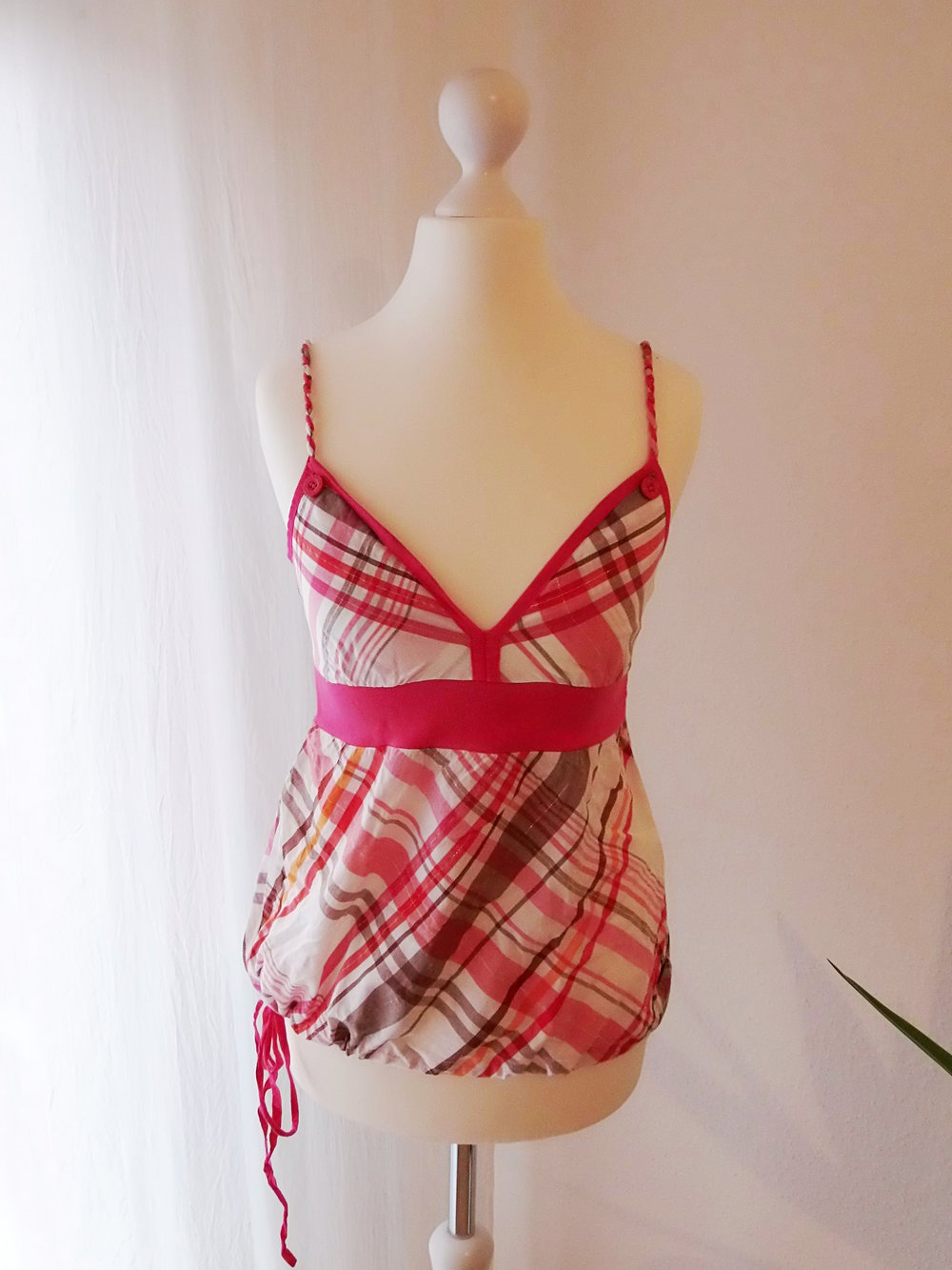 04) Kariertes Top Bändel (Protest)