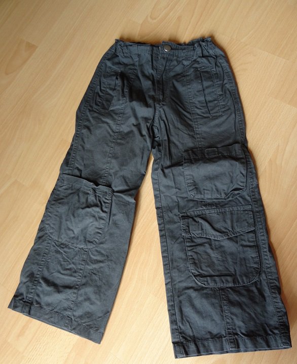 Leichte lange Hose Gr. 104 dunkelgrau