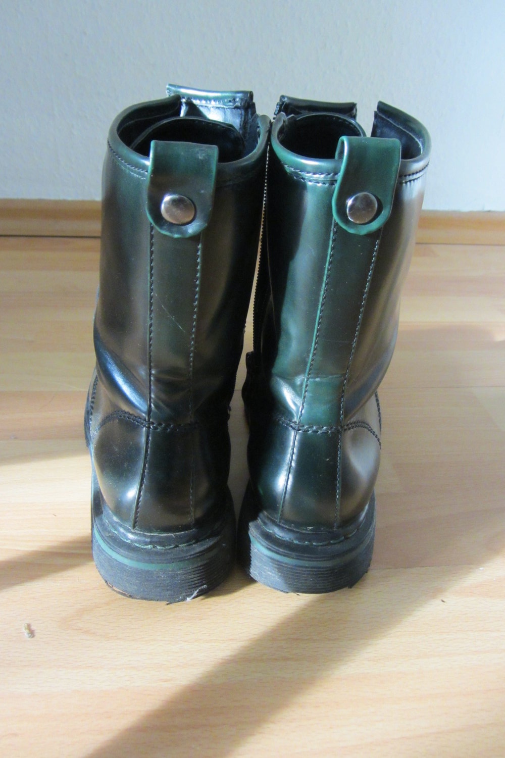 Dr Martens Docs Fake Reißverschluss dunkelgrün Springerstiefel