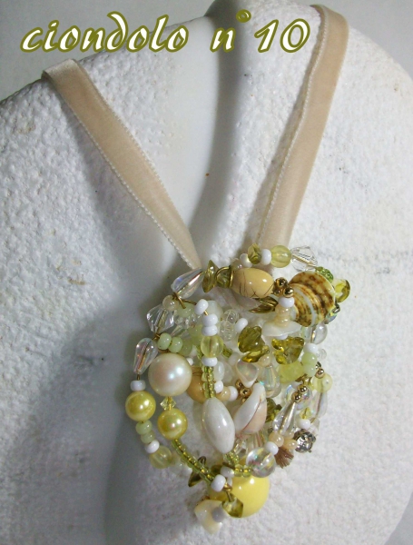 Halsschmuck. Anhänger. 