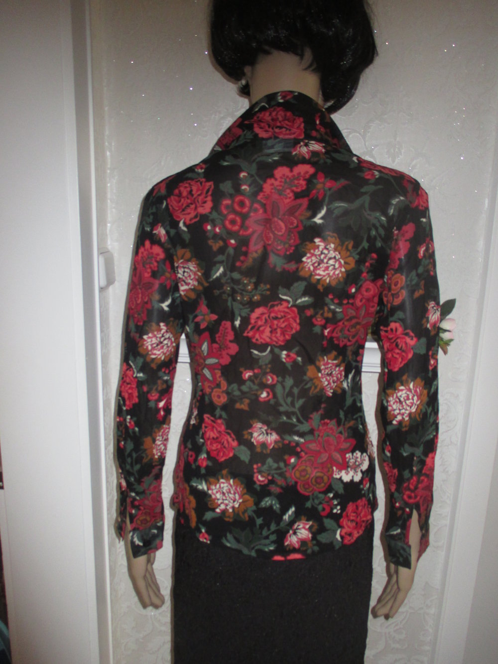 NEUw * Original VINTAGE * Romantik * Blumen * Blüten * Flower- Power * Seiden Crèpe * Hemd * Bluse 