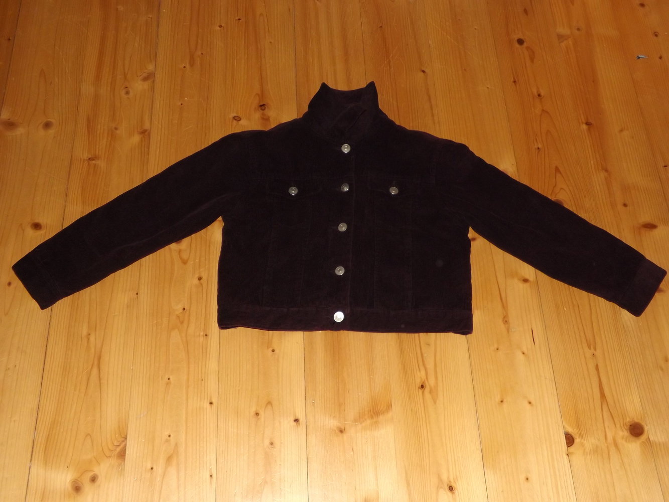 Gr-128-Cordjacke-wattiert-bordeaux-Schnitt-wie-Jeansjacke  