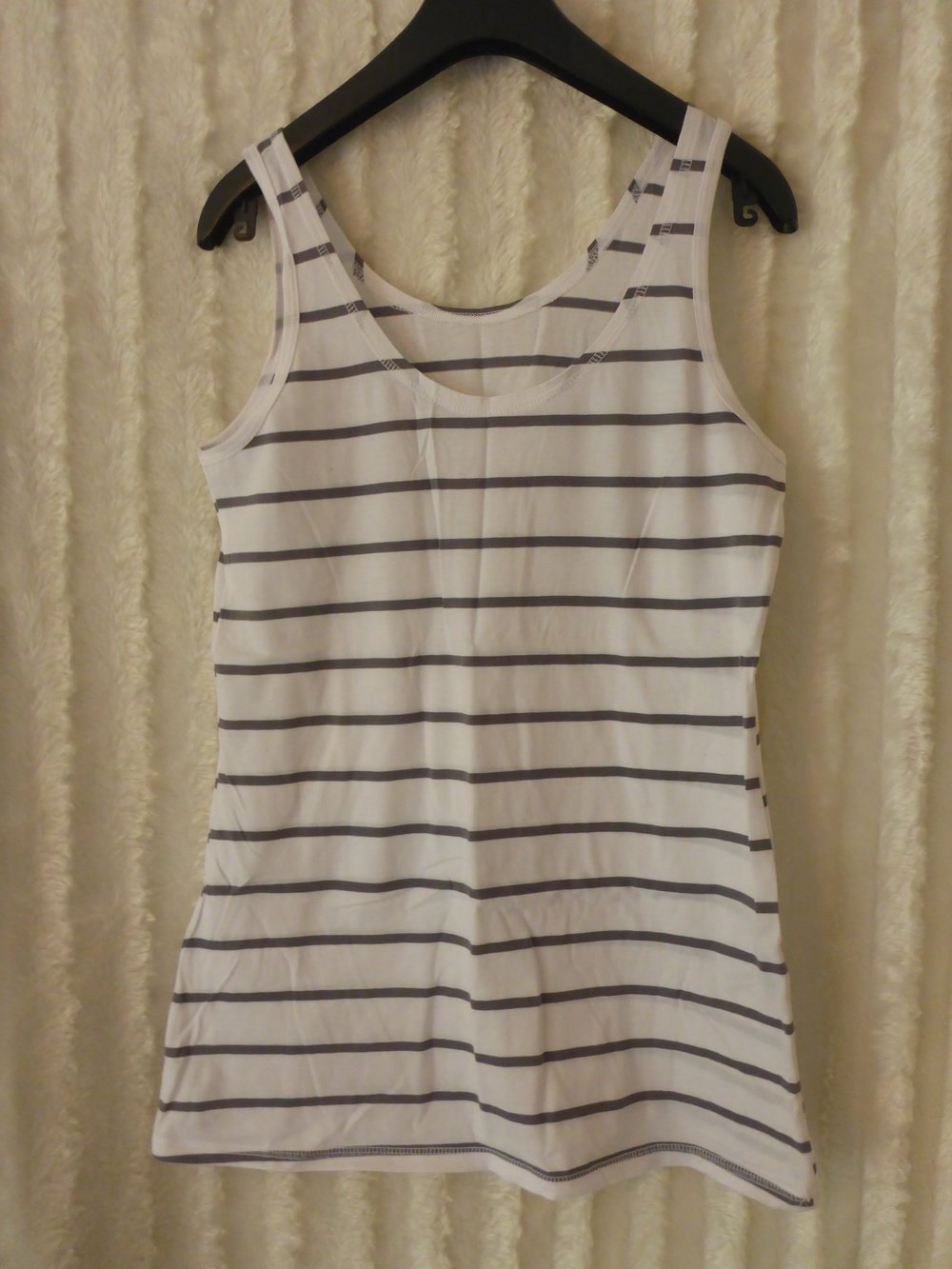 HIS Top , Gr. 32 /34, weiß-grau