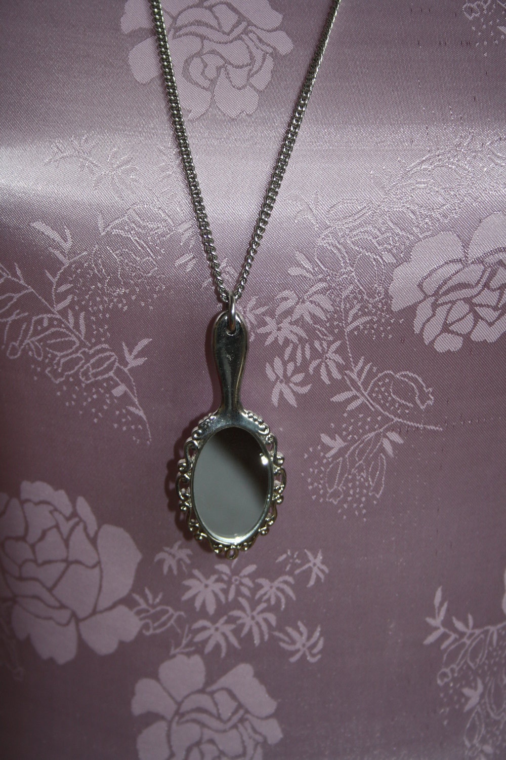 * H&M Kette lang Spiegel Anhänger silber