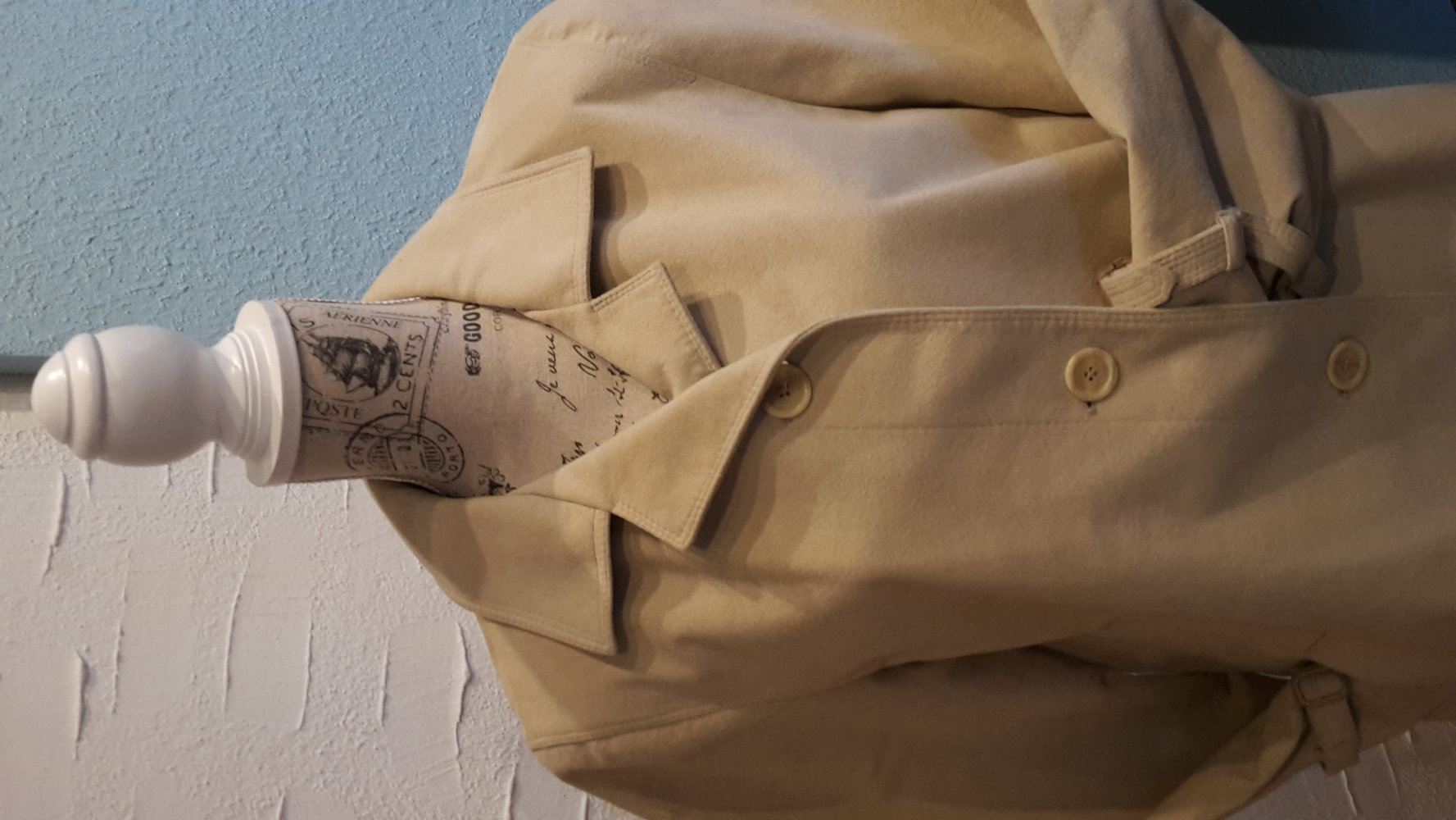 beige, nude, heller Mantel Gr. L, Alcantara. chic Barison`s