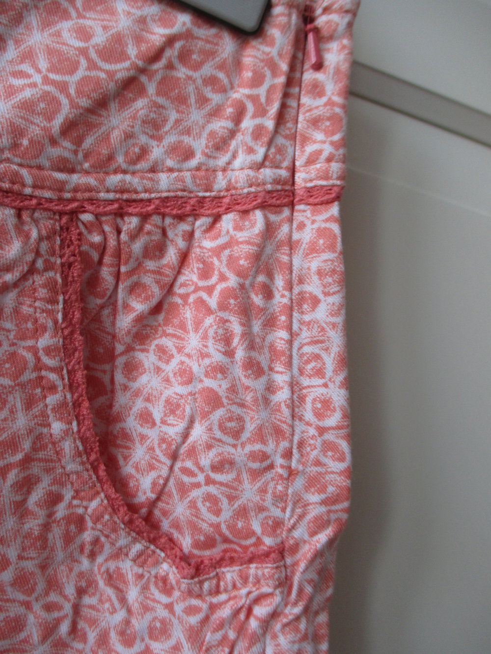 Mini Rock von Esprit, apricotfarbig, Spitze, Gr. 38 ungetragen, Viskose