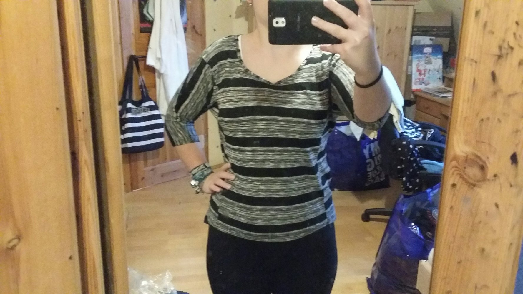 schwarz grau meliertes Oberteil Strasssteine