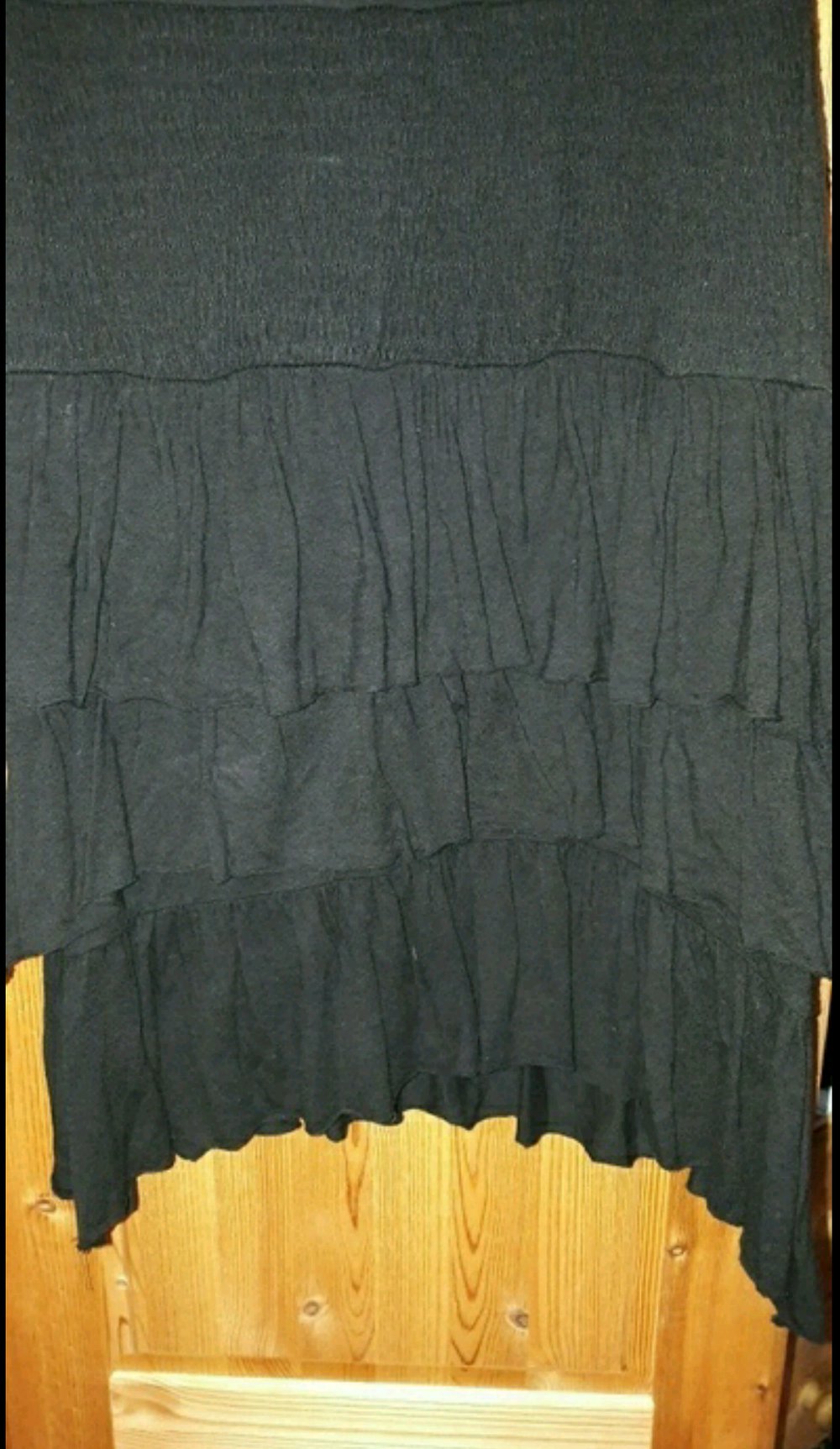 Kleid schwarz kurz Stufenlook 