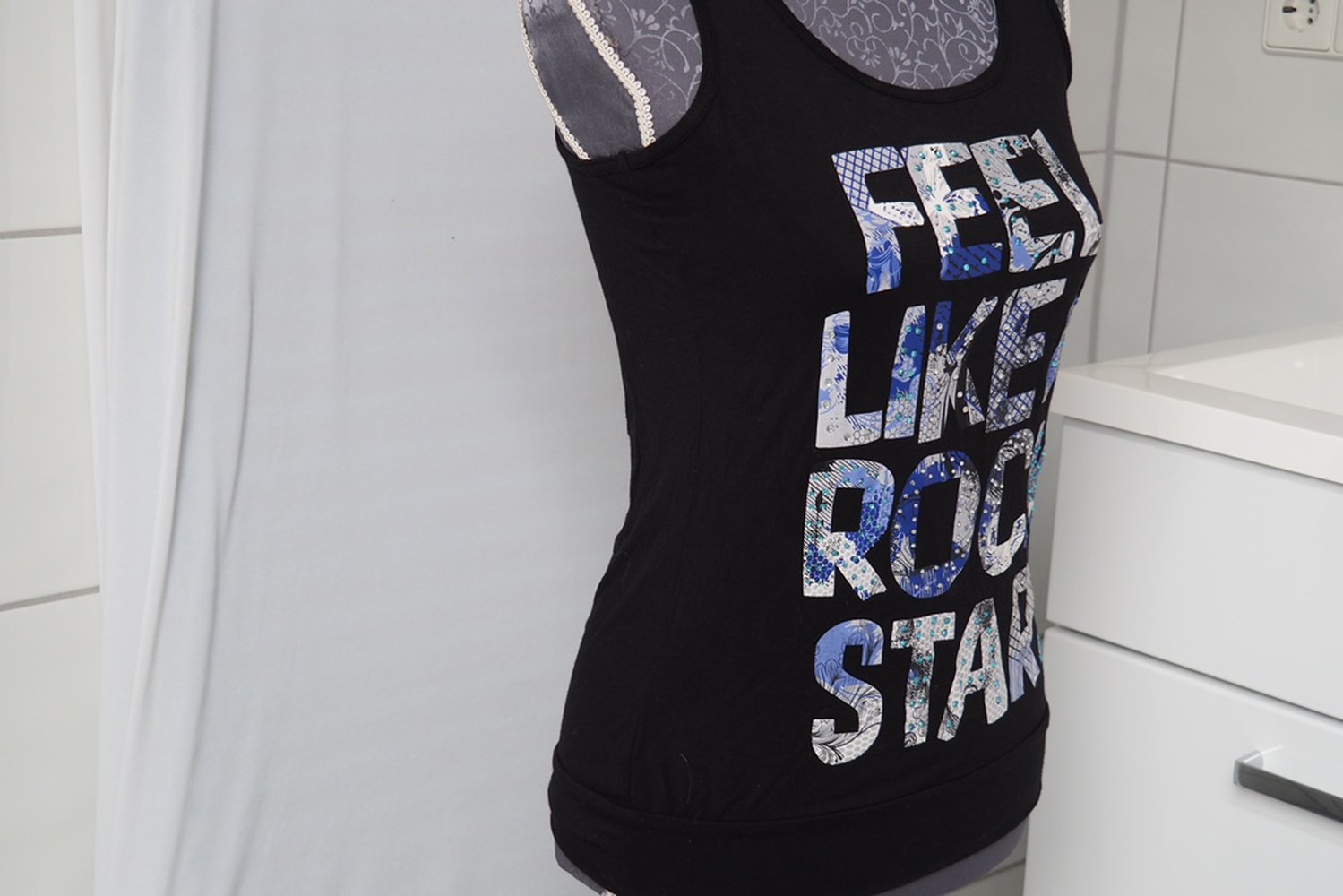Feel like a Rockstar Top mit Strasssteinen Gr. 158/ 164